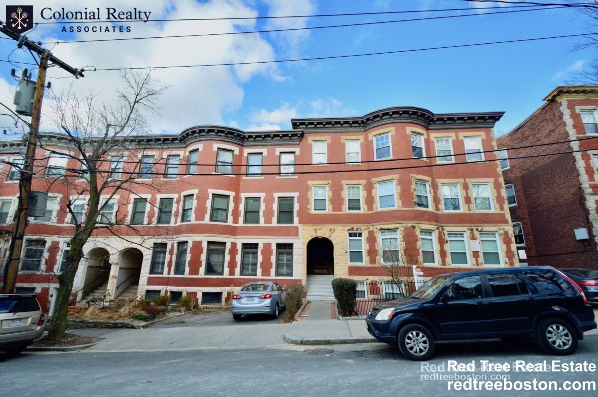 Apartment for rent at 191 Winthrop St #4, Brookline, MA 02445