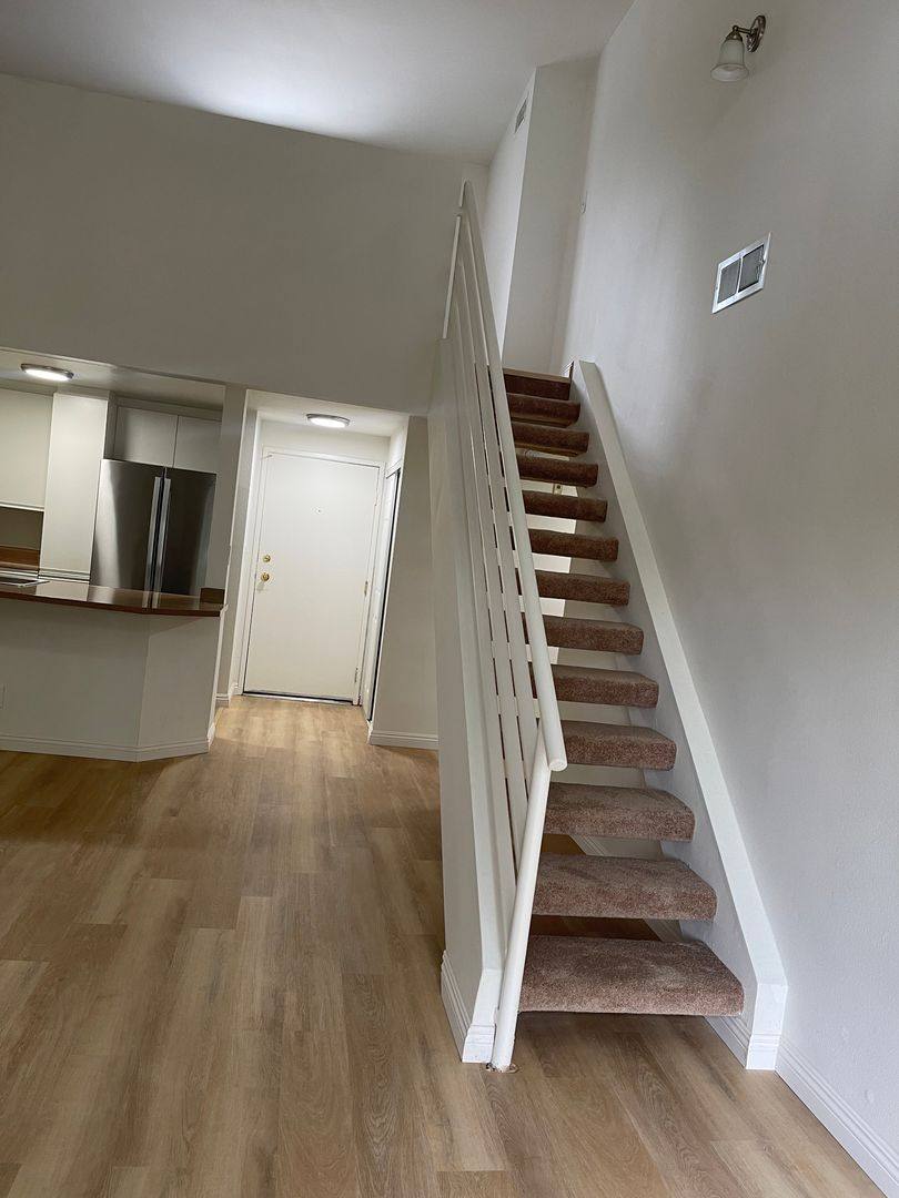 Apartment for rent at 6857 Baird Ave, Reseda, CA 91335