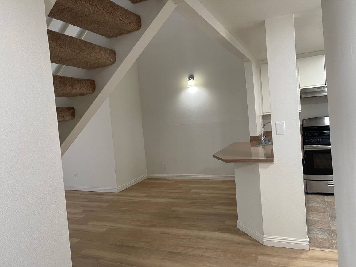 Apartment for rent at 6857 Baird Ave, Reseda, CA 91335