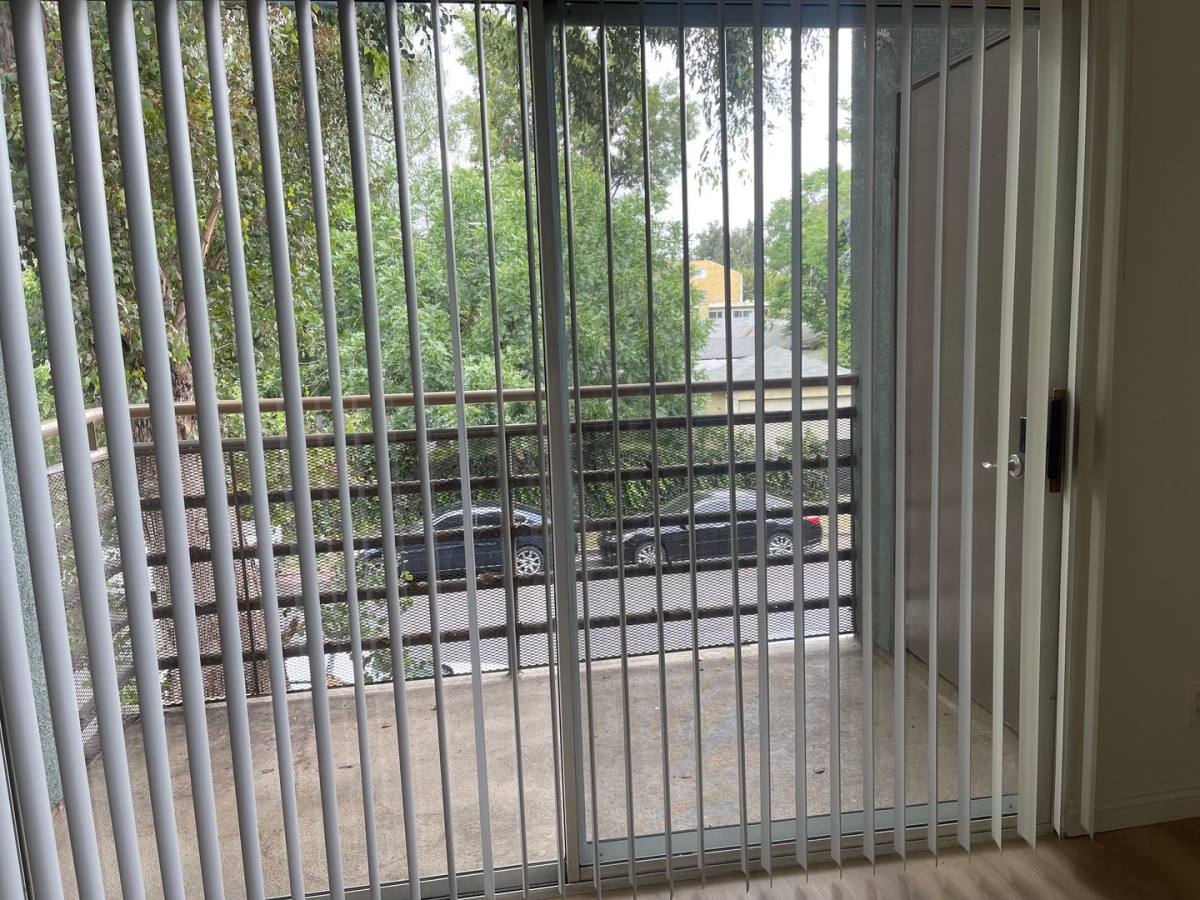 Apartment for rent at 6857 Baird Ave, Reseda, CA 91335