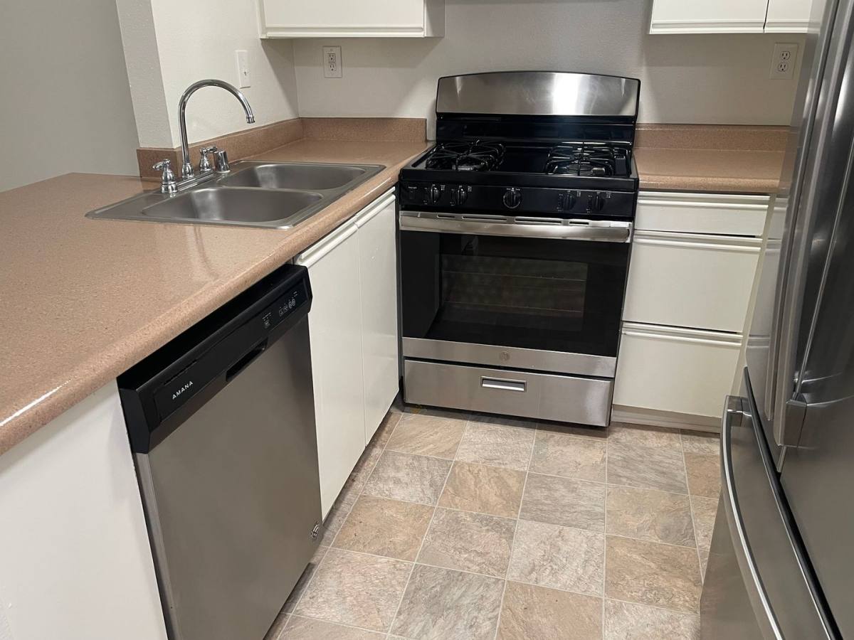 Apartment for rent at 6857 Baird Ave, Reseda, CA 91335