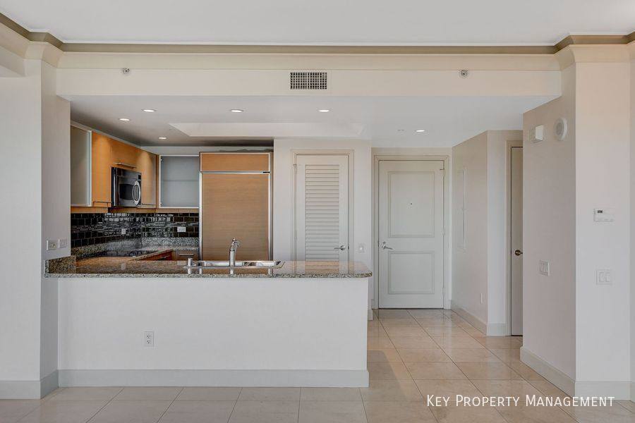 Apartment for rent at 322 Karen Ave #2705, Las Vegas, NV 89109