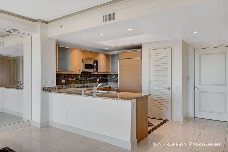Apartment for rent at 322 Karen Ave #2705, Las Vegas, NV 89109