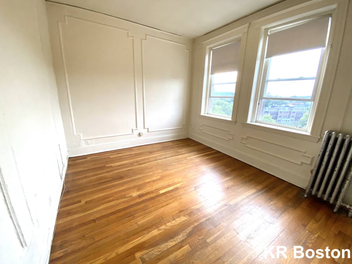 Apartment for rent at 1800 Commonwealth Ave #31, Brighton, MA 02135