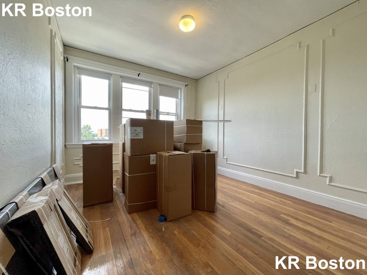Apartment for rent at 1800 Commonwealth Ave #31, Brighton, MA 02135