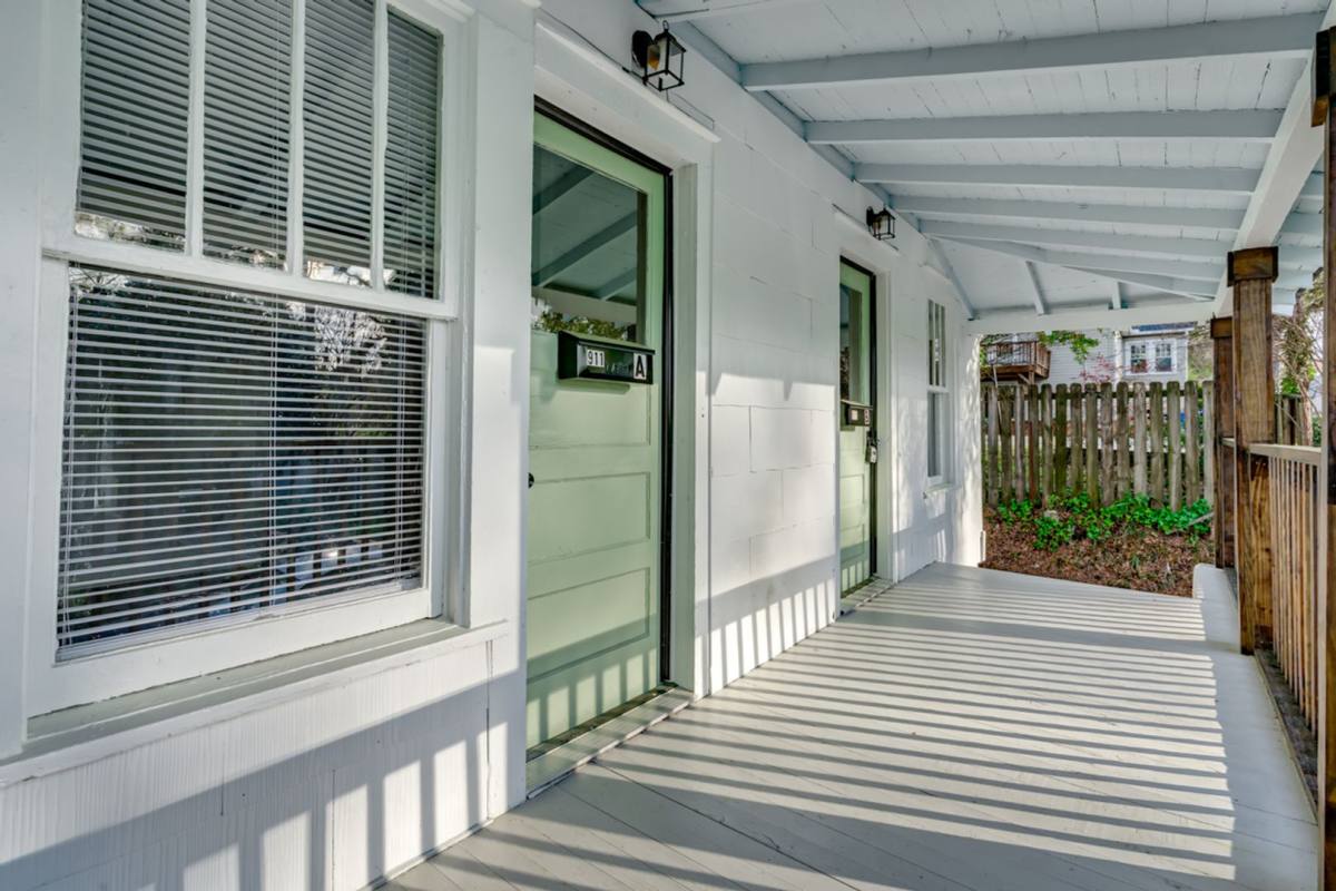 Townhouse for rent at 911 Beaufort St, Columbia, SC 29201