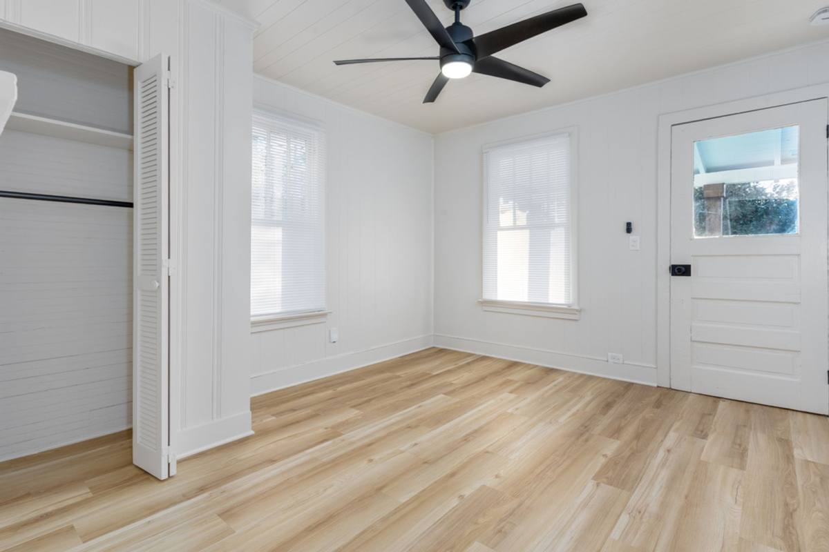 Townhouse for rent at 911 Beaufort St, Columbia, SC 29201