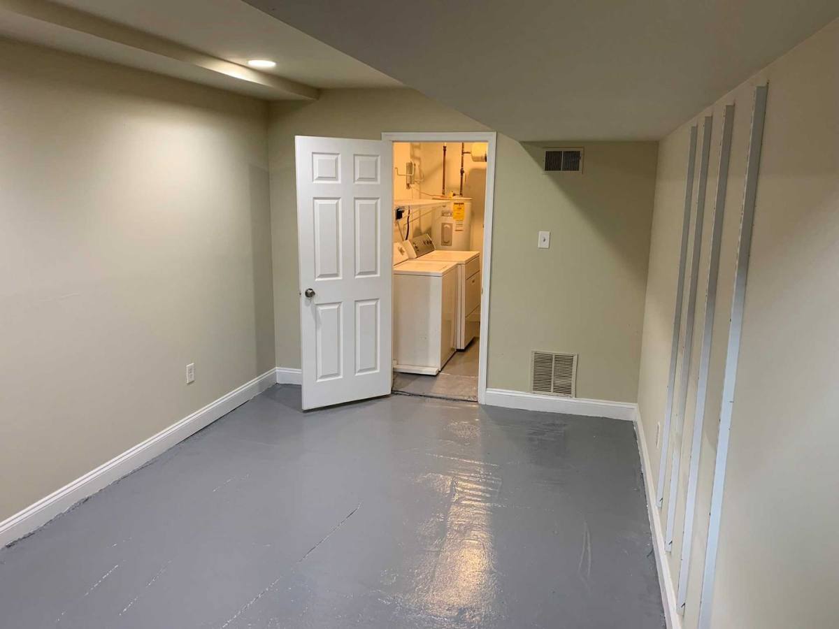 Townhouse for rent at 1163 Washington Blvd, Baltimore, MD 21230