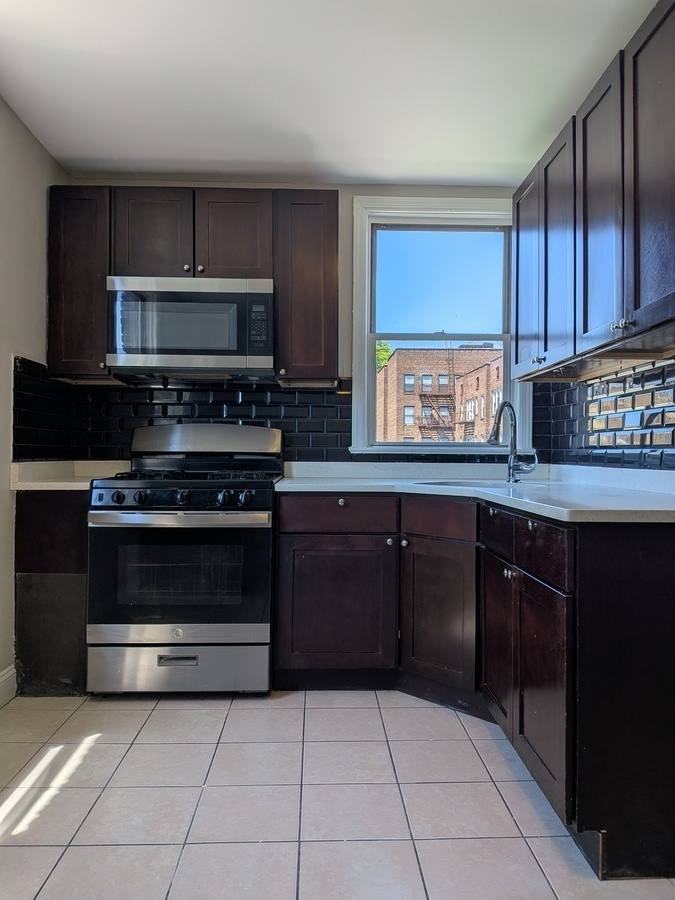 Apartment for rent at 305 William St, East Orange, NJ 07017