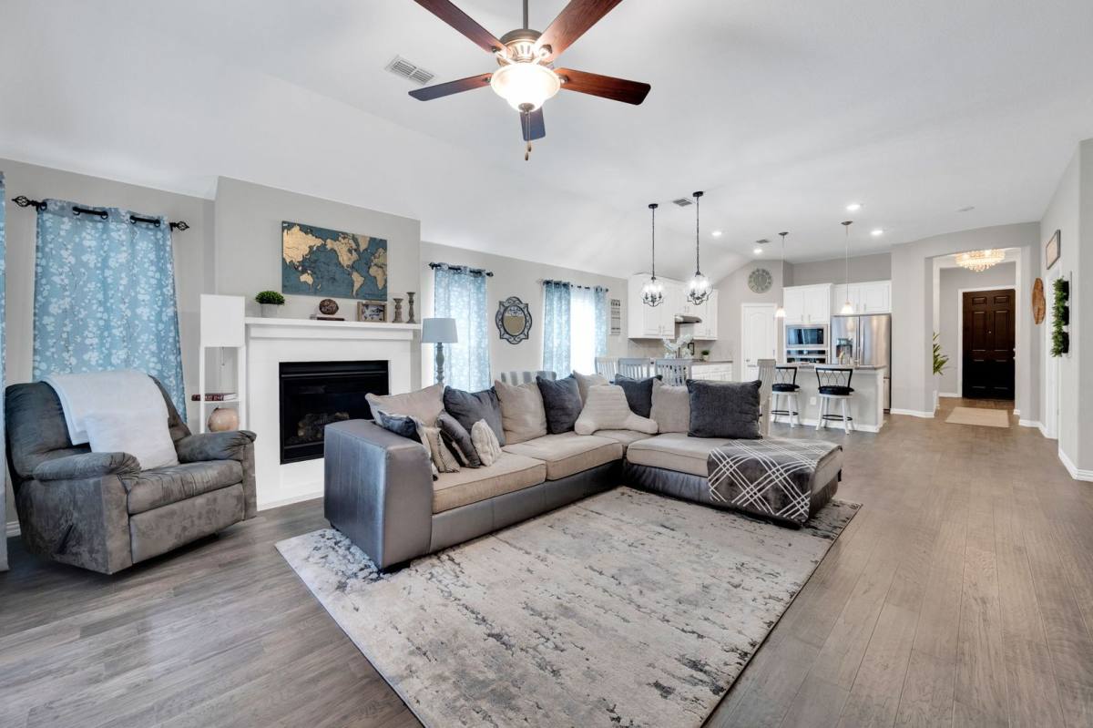 House for rent at 2617 Grouse Hollow Way, Midlothian, TX 76065