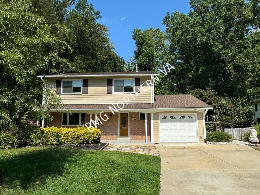 House for rent at 5406 Gainsborough Dr, Fairfax, VA 22032