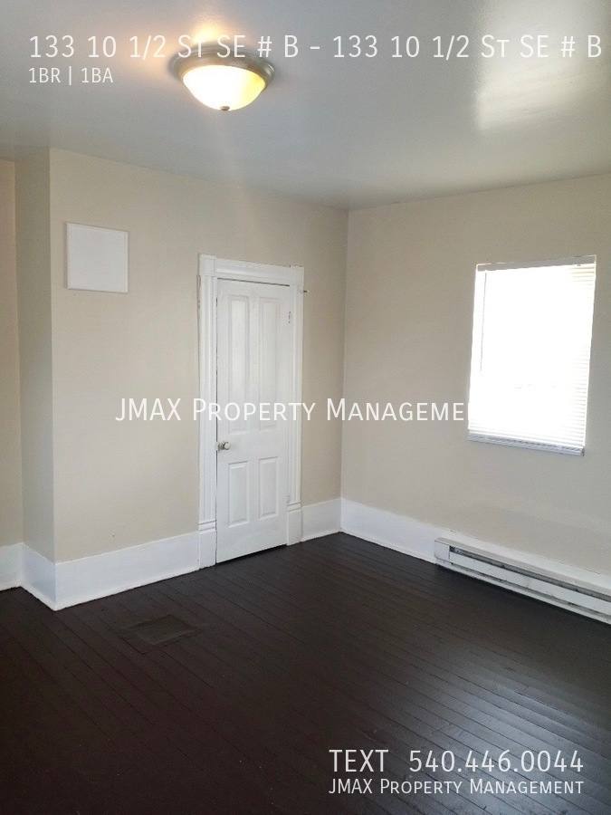 Apartment for rent at 133 10 1 2 St SE #B, Roanoke, VA 24013