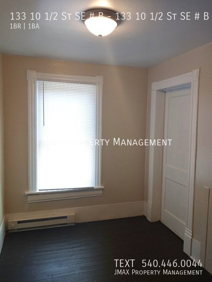 Apartment for rent at 133 10 1 2 St SE #B, Roanoke, VA 24013