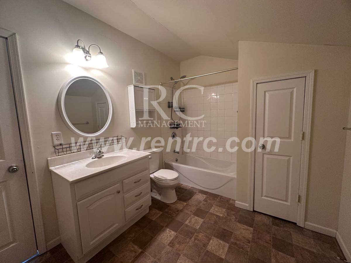 Apartment for rent at 809-A Fourteenth E #G, Georgetown, IL 61846