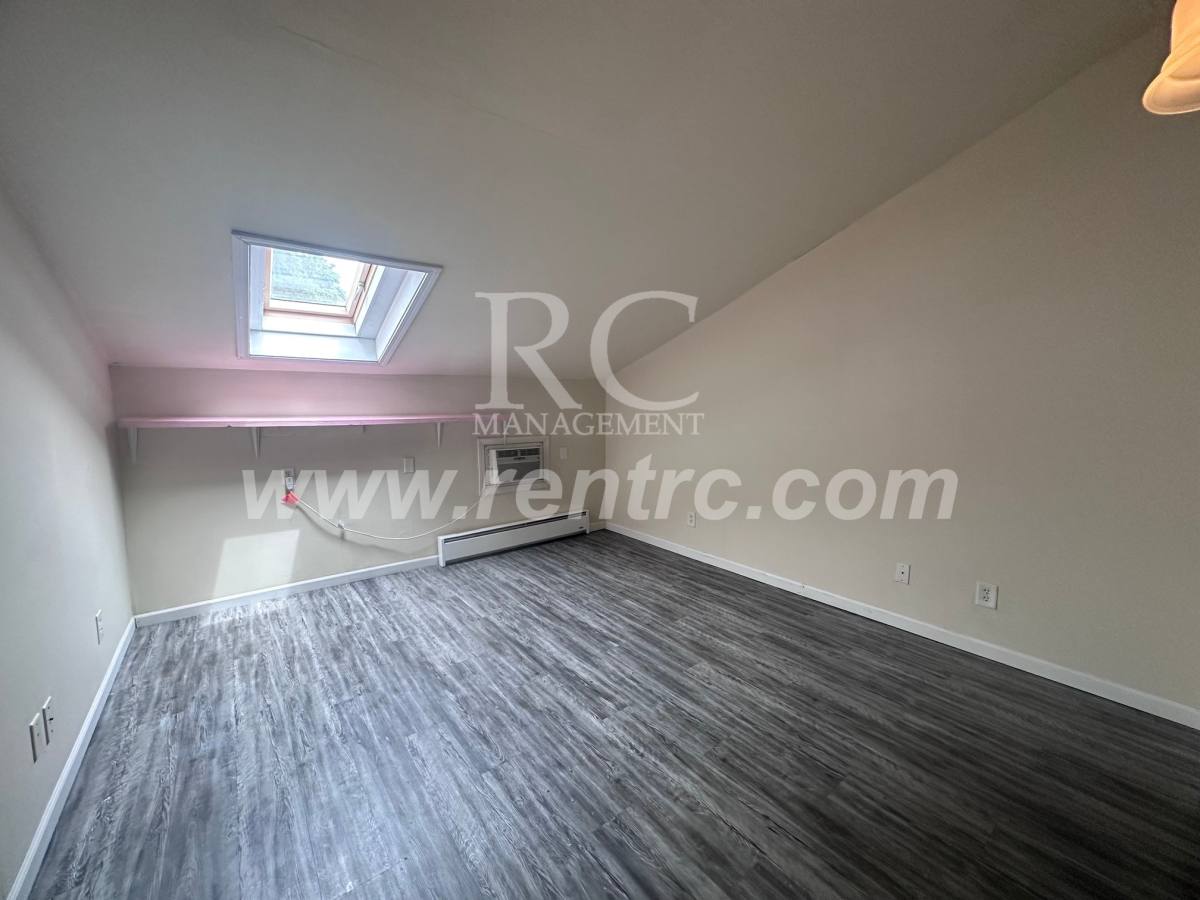 Apartment for rent at 809-A Fourteenth E #G, Georgetown, IL 61846