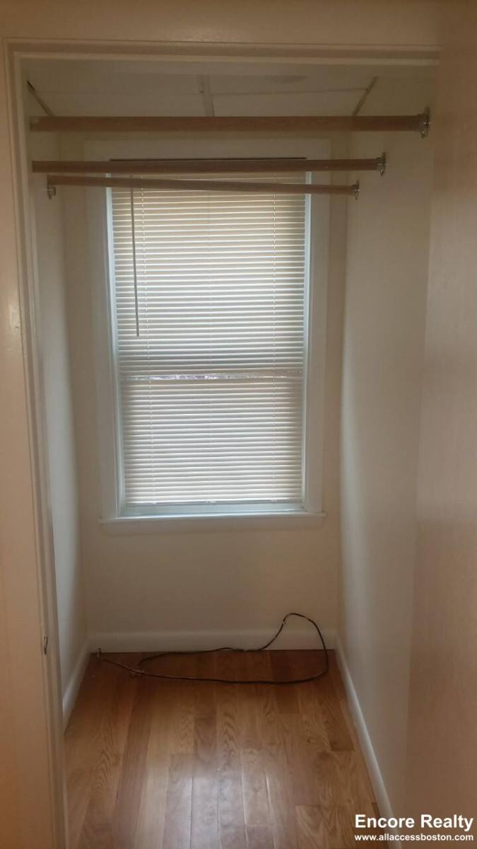 Apartment for rent at 286 Beacon St #B, Somerville, MA 02143