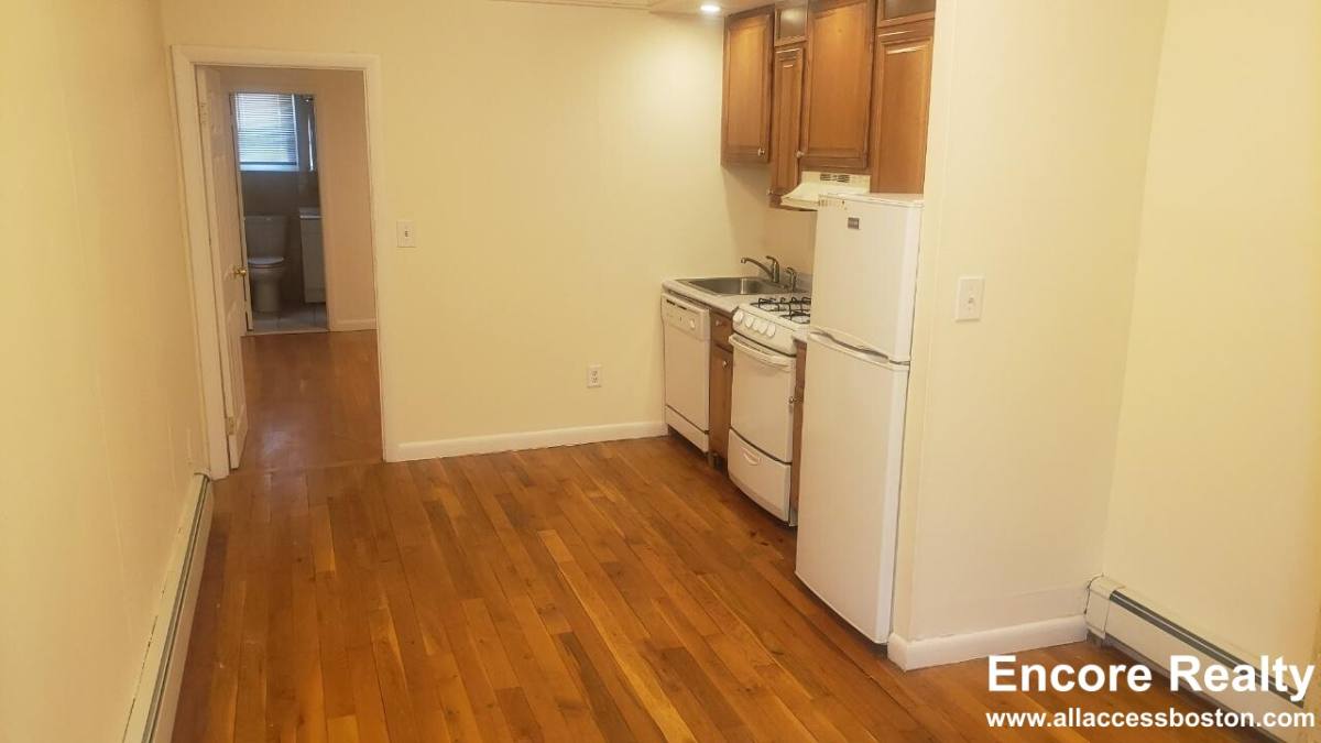 Apartment for rent at 286 Beacon St #B, Somerville, MA 02143