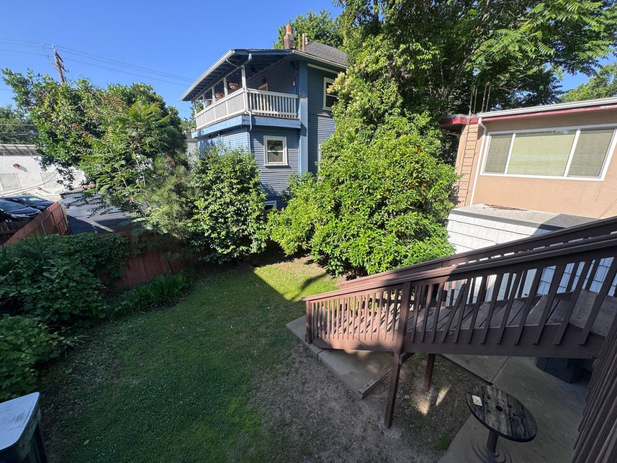 Apartment for rent at 1806 H St, Sacramento, CA 95811