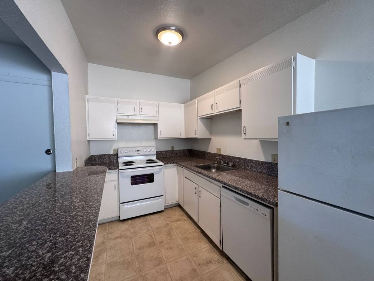 Apartment for rent at 1806 H St, Sacramento, CA 95811