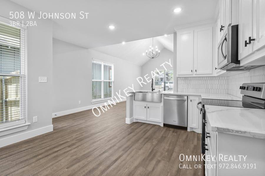 House for rent at 508 W Johnson St, Denison, TX 75020