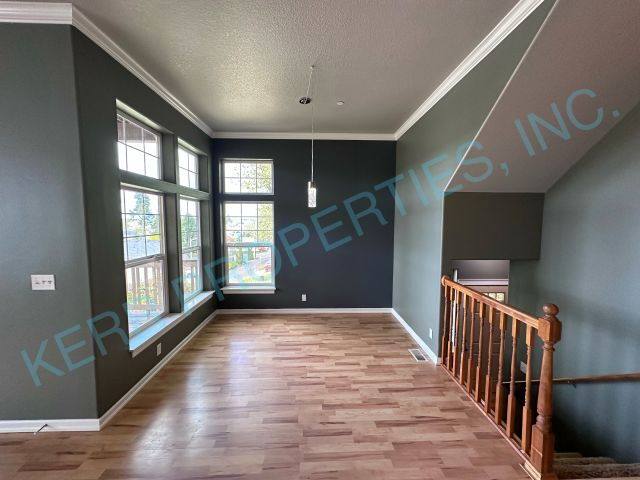 House for rent at 512 SE Espinosa St, Estacada, OR 97023