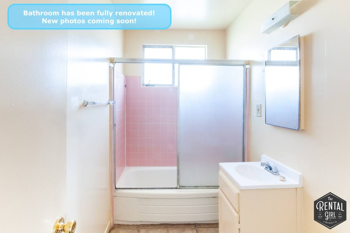 Apartment for rent at 3757 Glendon Ave #D, Los Angeles, CA 90034