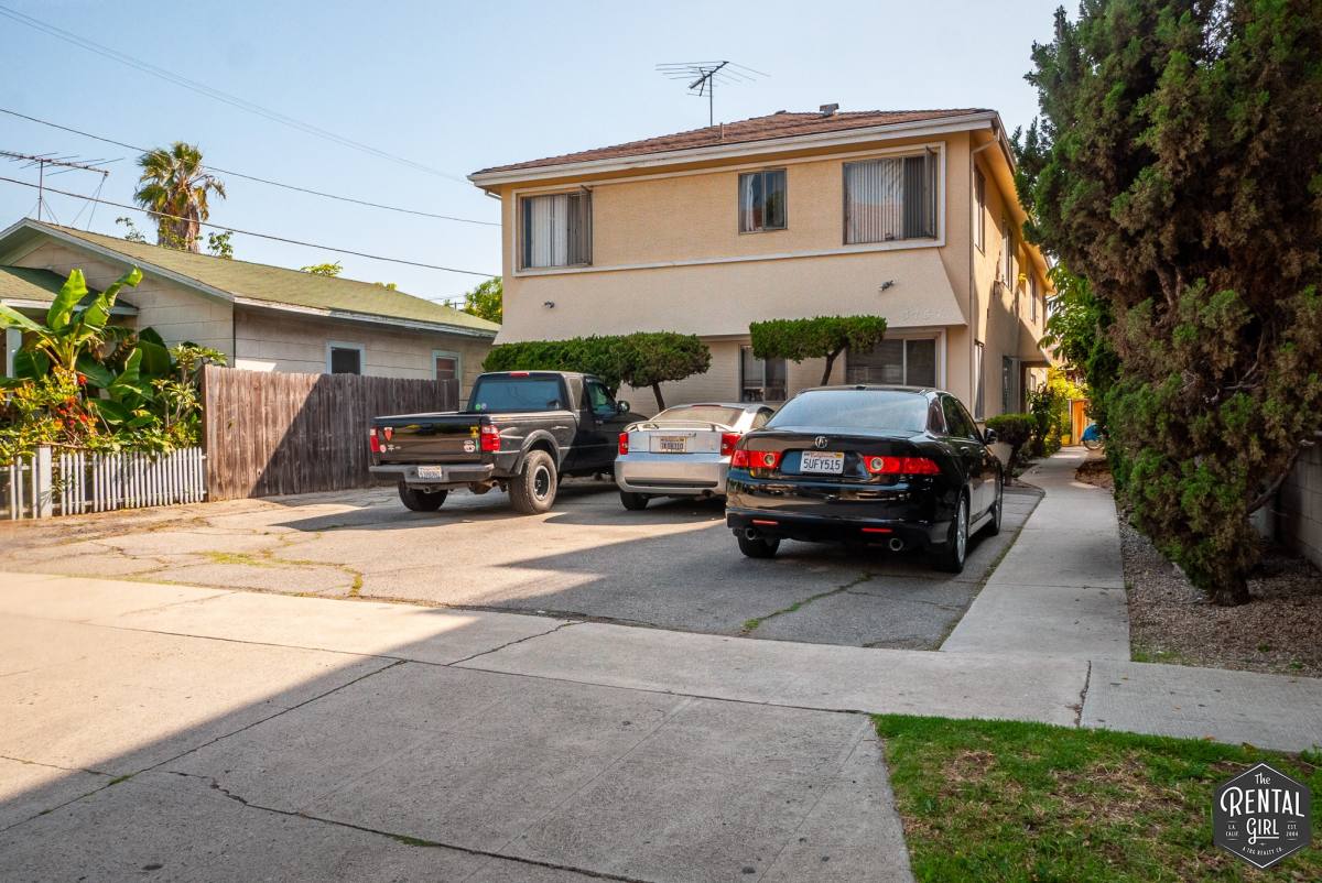 Apartment for rent at 3757 Glendon Ave #D, Los Angeles, CA 90034