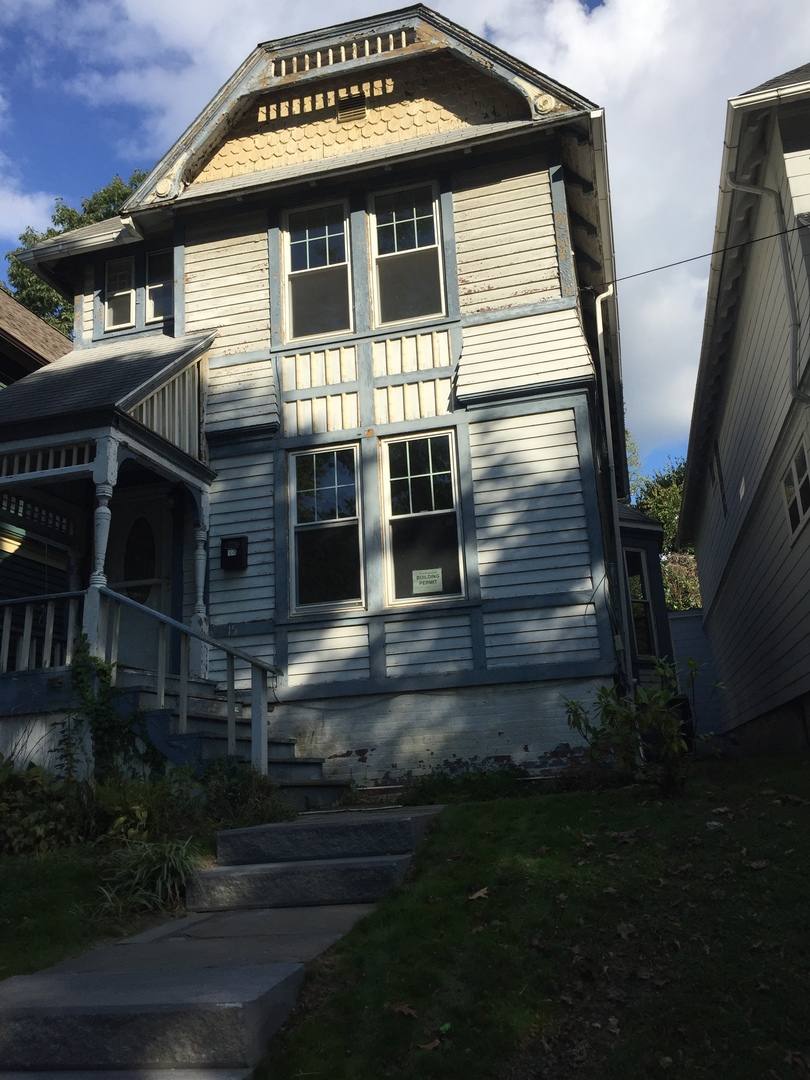 House for rent at 15 Carroll St, Poughkeepsie, NY 12601