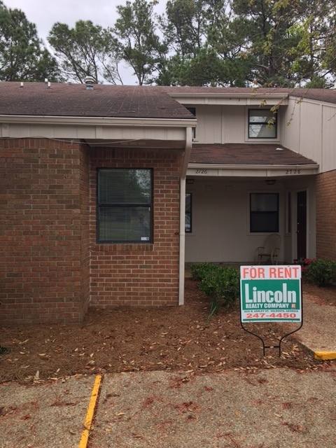 Townhouse for rent at 2726 Tyndall Dr, Valdosta, GA 31602