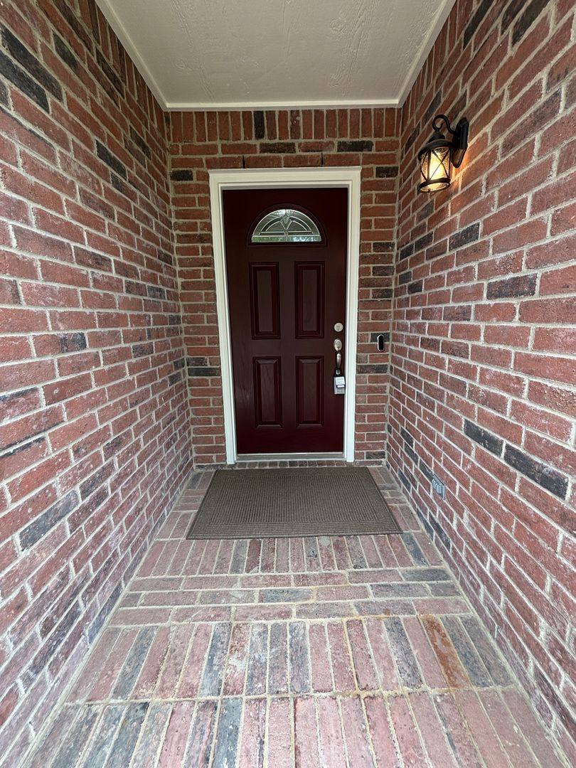 House for rent at 8119 Lost Canyon Trail, Arlington, TX 76002