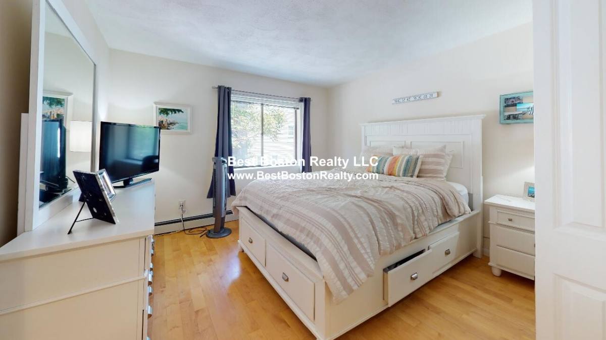 Apartment for rent at 84 Grant St #13, Somerville, MA 02143