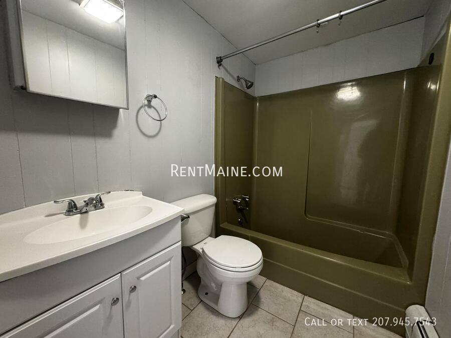 Apartment for rent at 282 Main St #8, Waterville, ME 04901