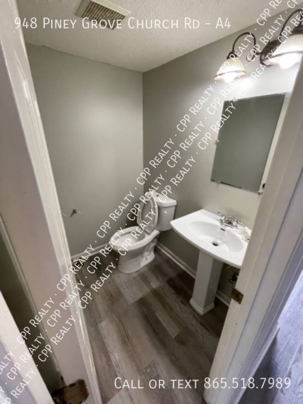 Townhouse for rent at 948 Piney Grove Church Rd #A4, Knoxville, TN 37909