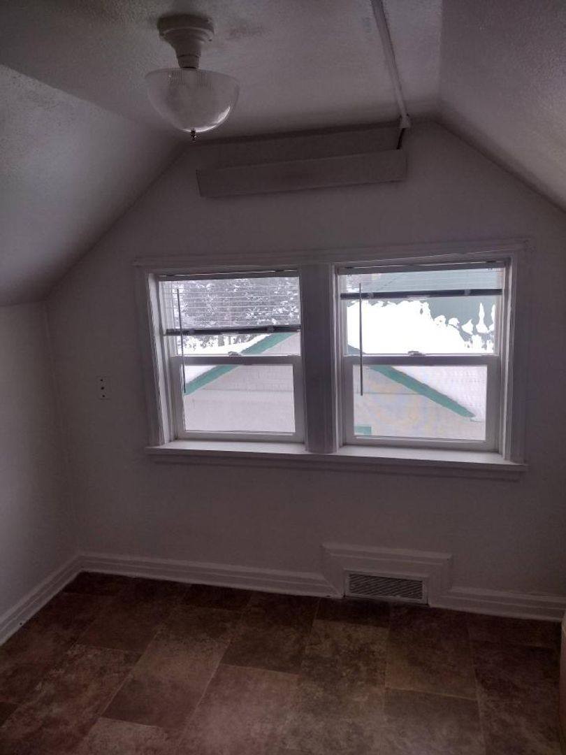 Apartment for rent at 5 E Kansas City St, Rapid City, SD 57701