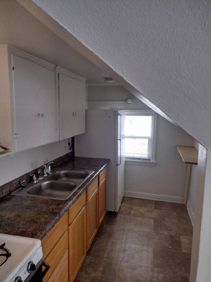 Apartment for rent at 5 E Kansas City St, Rapid City, SD 57701
