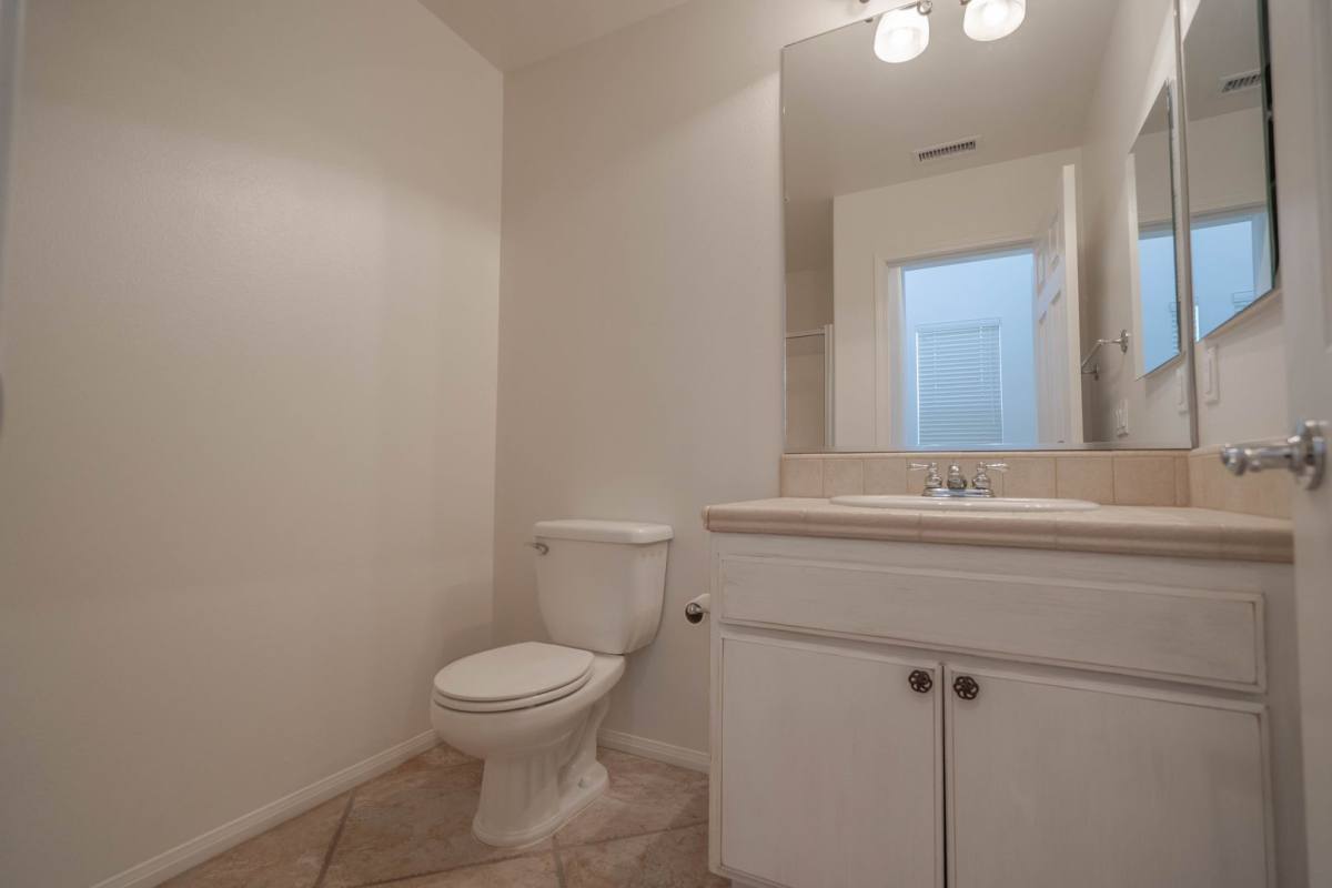 House for rent at 27552 Weeping Willow Dr, Valencia, CA 91354