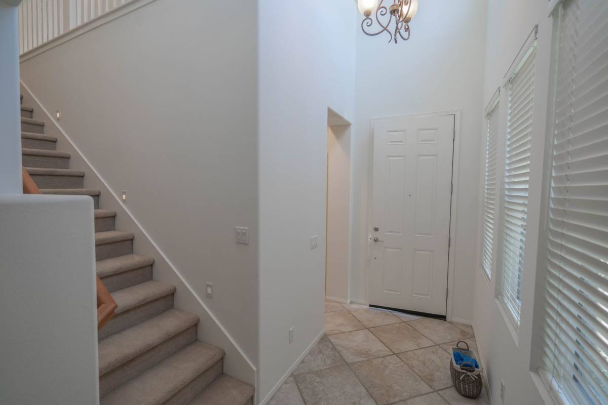 House for rent at 27552 Weeping Willow Dr, Valencia, CA 91354