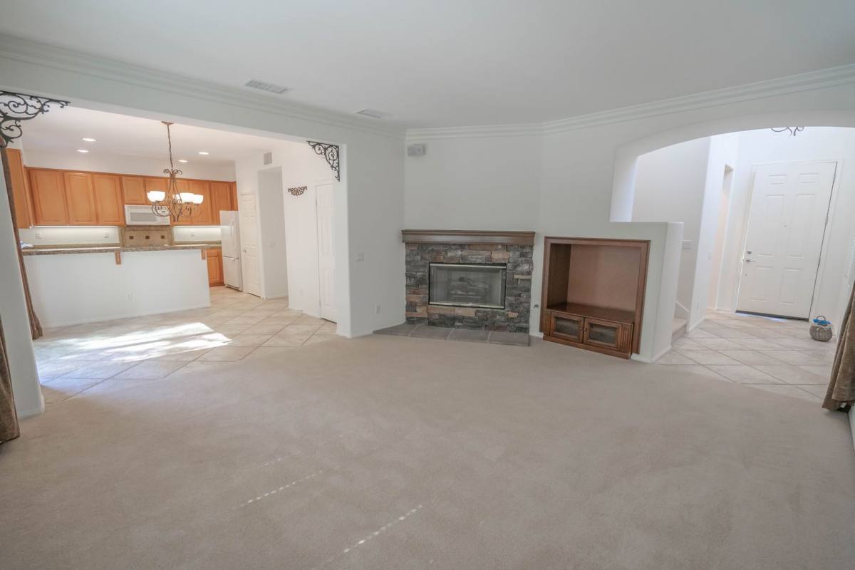 House for rent at 27552 Weeping Willow Dr, Valencia, CA 91354