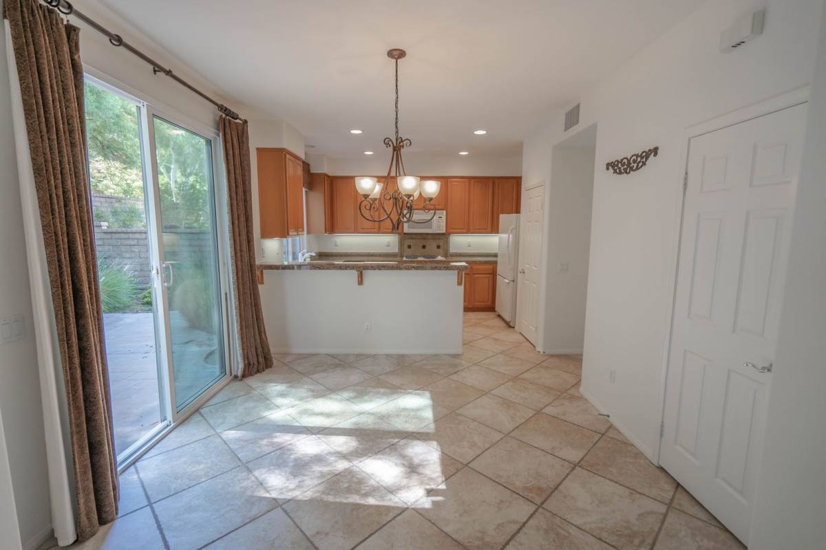 House for rent at 27552 Weeping Willow Dr, Valencia, CA 91354
