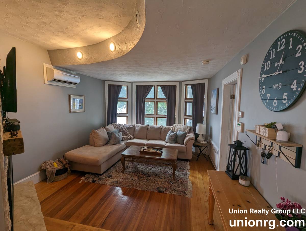 Apartment for rent at 74 Bayswater #2, East Boston, MA 02128