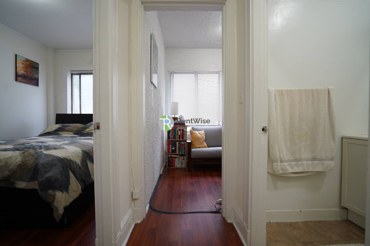 Apartment for rent at 230 Walnut St #31B, Newtonville, MA 02460