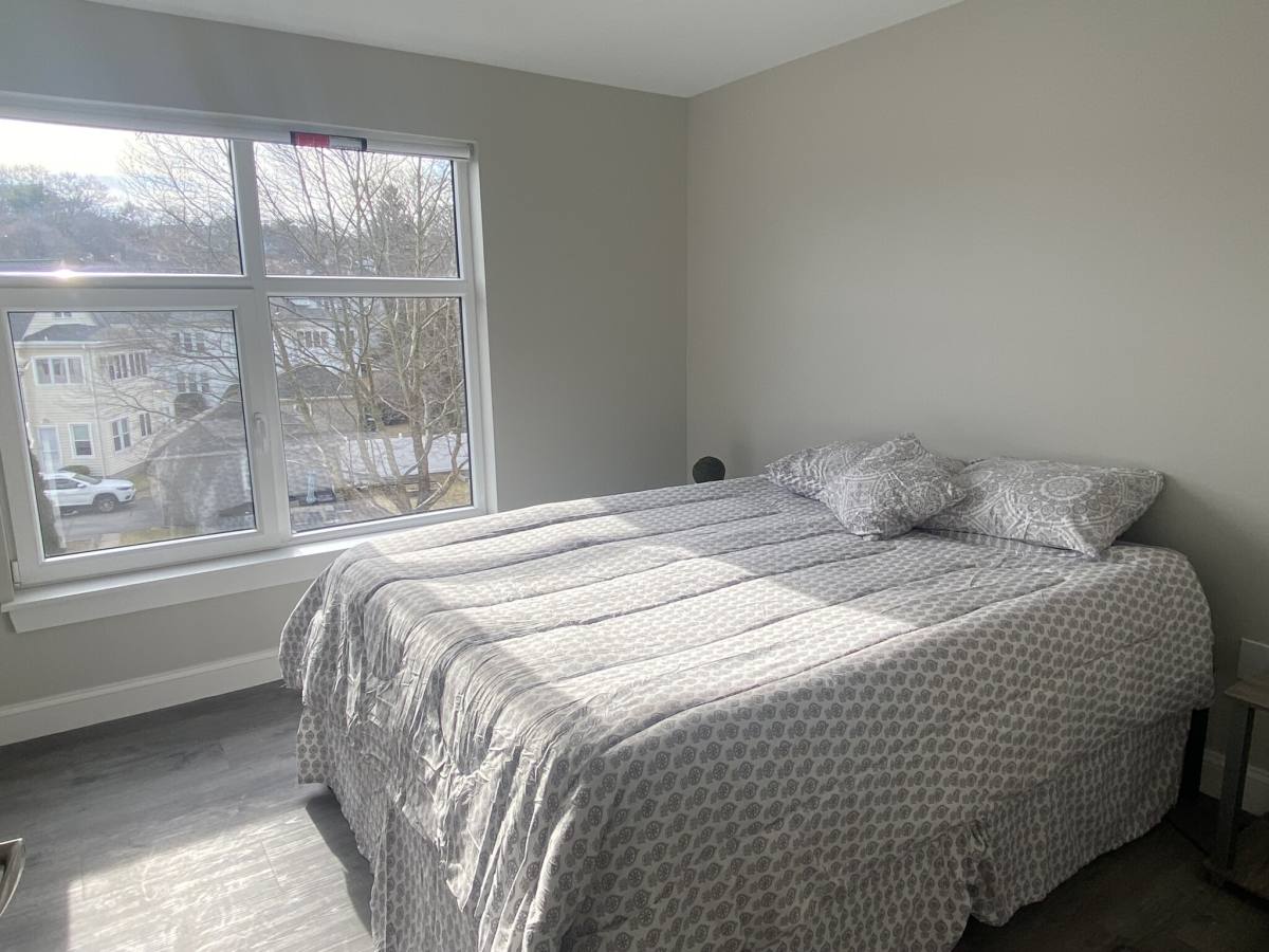 Apartment for rent at 882 Massachusetts Ave #4D, Arlington, MA 02476