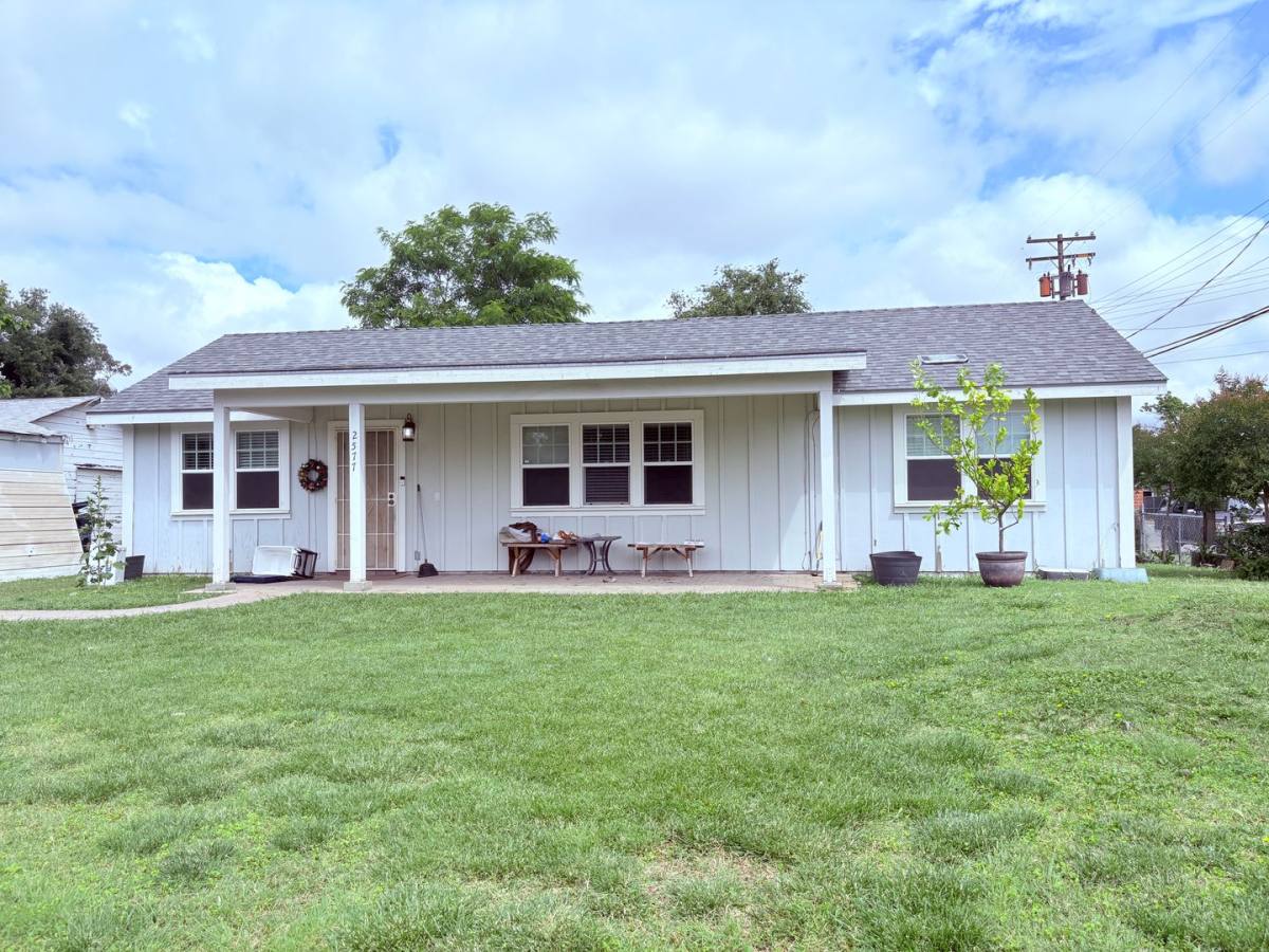 House for rent at 2577 Beaumont St, Sacramento, CA 95815