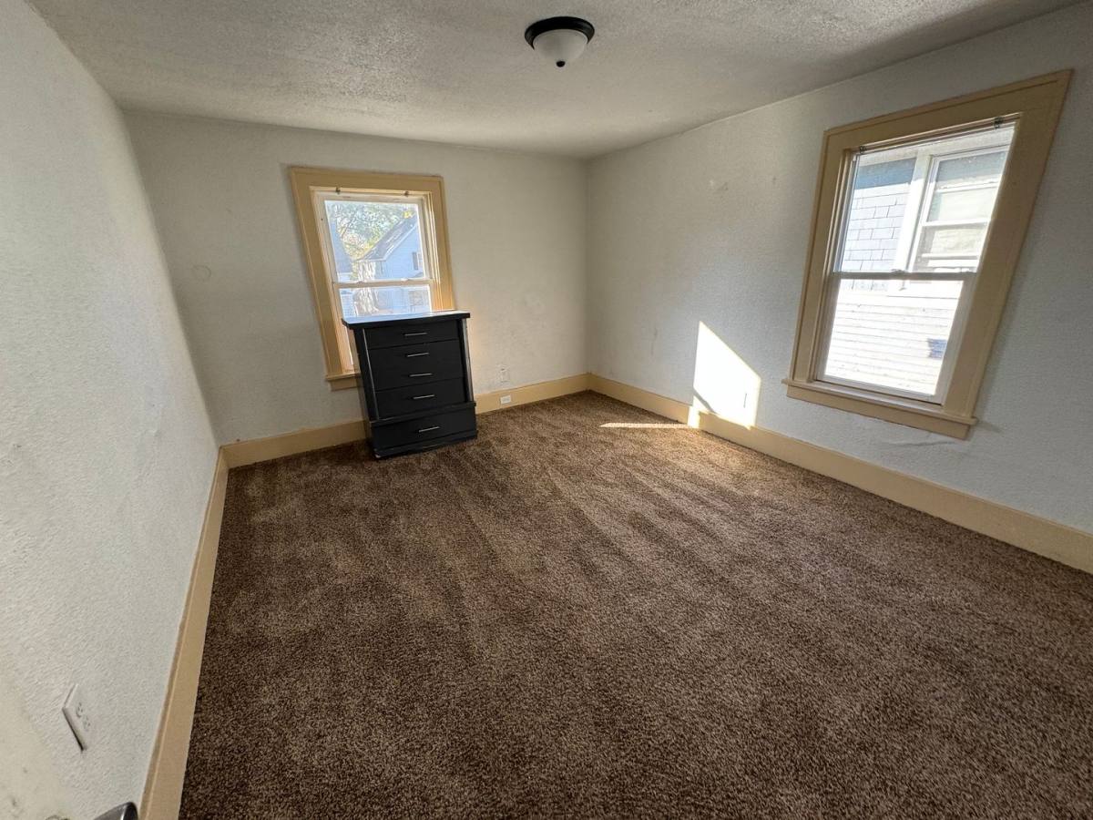 House for rent at 317 E Indiana Ave, South Bend, IN 46613