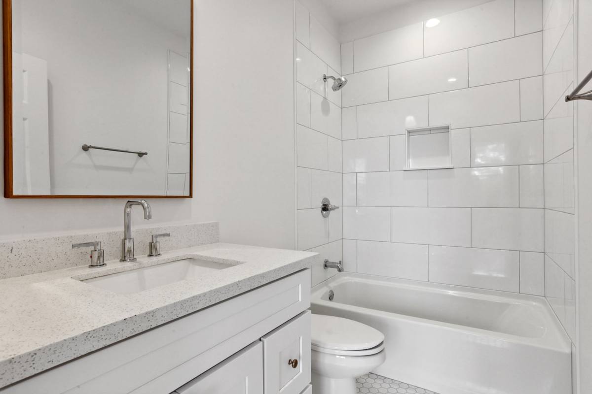 Townhouse for rent at 2418 - 2420 Clara St, New Orleans, LA 70113