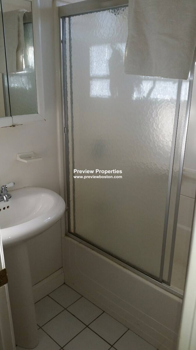 Apartment for rent at 2 Chestnut Hill Ave #4P, Brighton, MA 02135