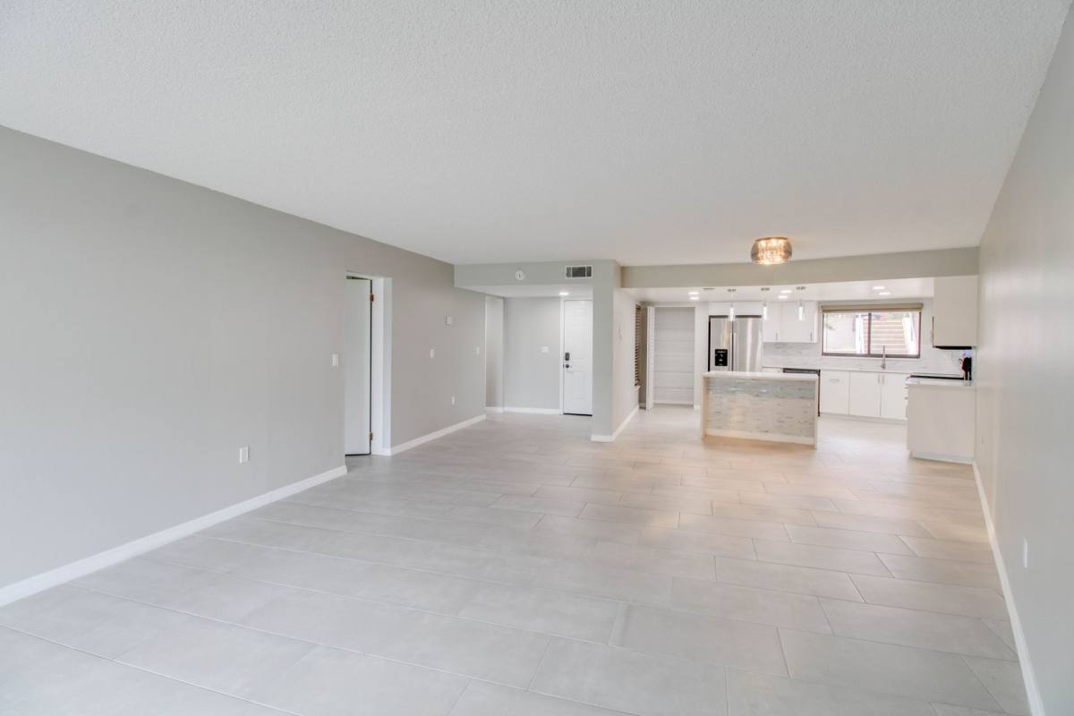 Apartment for rent at 1054 Lotus Cove Court, Altamonte Springs, FL 32714