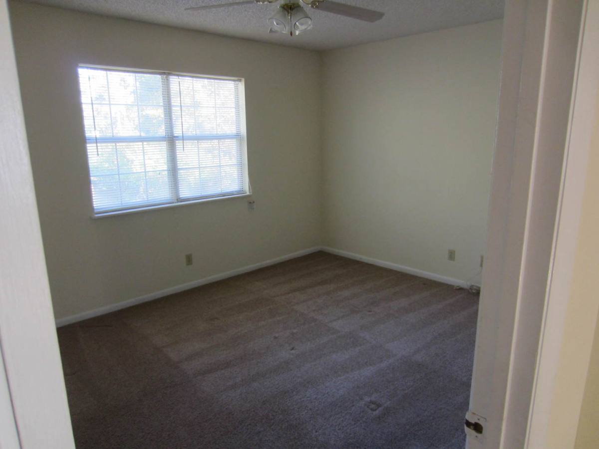 Townhouse for rent at 4 B Wooddale Dr, Valdosta, GA 31602