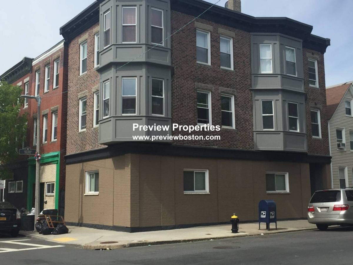 House for rent at 241 Maverick St #3P, East Boston, MA 02128