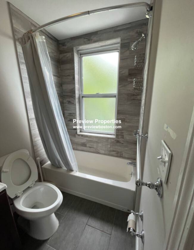 House for rent at 241 Maverick St #3P, East Boston, MA 02128